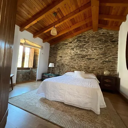 Casal De Pedra Holiday home Santa Irene