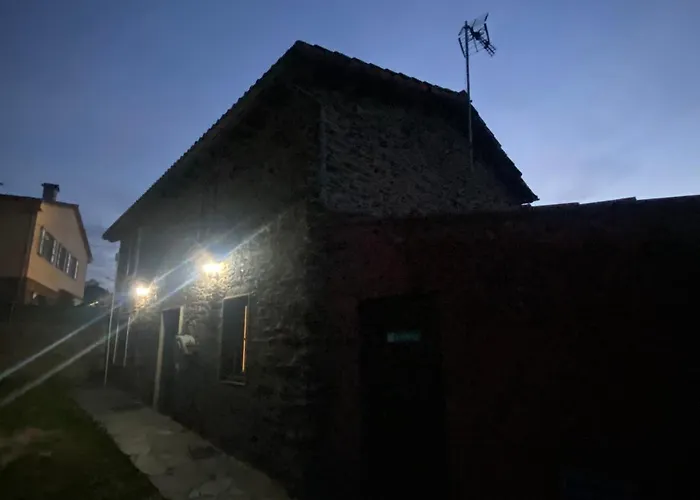 Casal De Pedra * Santa Irene